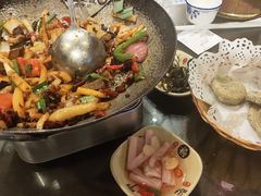 -富正毅三下锅·湘西韵味(天门山索道店)