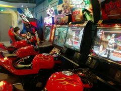 -星悦蓝海欢乐园(石路天虹店)