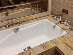 -北京朝阳悠唐皇冠假日酒店