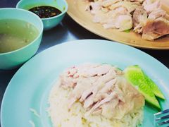 水門雞飯-红大哥水门鸡饭(總店)