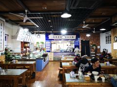 大堂-陇上全荟兰州传统牛肉面(延吉路店)