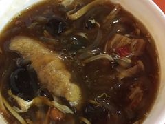 特色酸辣汤-忆秦园小笼包(惠山古镇总店)