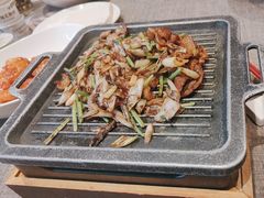 铁板黑椒牛肉-青年公社烤鸭(青年路店)