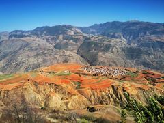 -红土地风景区