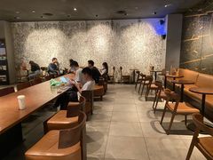 大堂-星巴克臻选(深圳华强北茂业店)