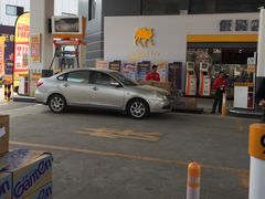 -冠德石油威程加油站