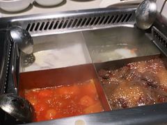 -海底捞火锅鲜切牛肉主题店(长寿路店)