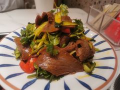 -黄记煌三汁焖锅(新佳丽江汉路店)