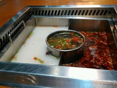 -洪焱重庆老火锅(万福花园店)