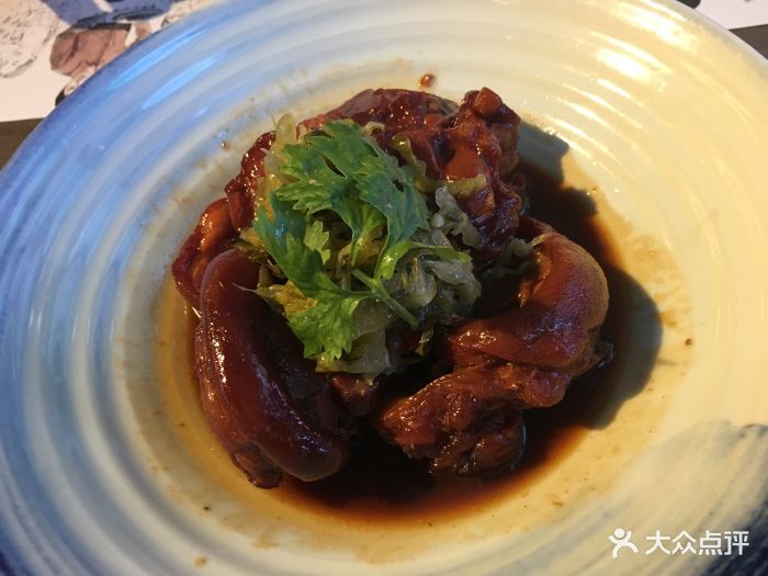 饭前饭后(蓝色港湾店)何胖子卤猪脚圈图片 - 第1张