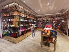 零售区-VENCHI 闻绮(北京国贸商城店)