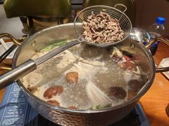 -牛满溢·自助潮汕鲜牛肉火锅(龙汇路店)
