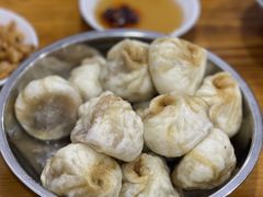 爆汁肉包-红帽叔叔包子