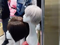 -LAQUEEN 时尚健康假发(万象城总店)