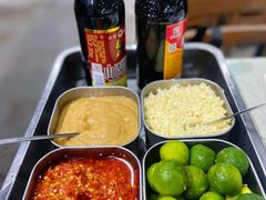 -四川小胡子海鲜(丁村万人海鲜广场店)