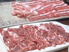 -东巴婆婆云南鱼豆花火锅(大东门店)