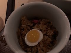 -穹六人间 people 6(岳阳路店)