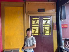 -峨眉山报国寺