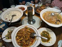 -黄泥岗·地道湖北菜(奥特莱斯店)