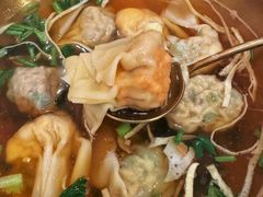 -荣记歡喜·馄饨铺(开发区振华购物中心店)