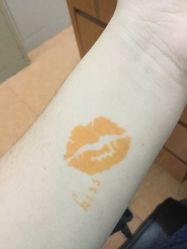 -鳌首刺青纹身 穿孔饰品店