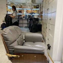 -一東造型烫发染发