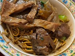 -金杨拉面王小吃面馆·牛三宝面·红烧牛肉粉