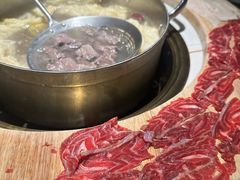 -牛人日志·鲜牛肉骨汤火锅(万科里瑧店)
