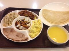 -远大美食广场(远大购物中心店)