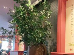 -八府香鸭·啫啫煲(华山路店)