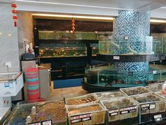 -鹏城人家海鲜酒家·23年老字号(较场尾店)