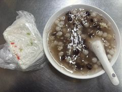 -芳婆糕团店(王府大街店)