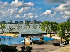 -上海滴水湖皇冠假日酒店