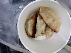 锅贴-洋洋锅贴
