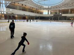 -陈露国际冰上中心(天津嘉里汇店)