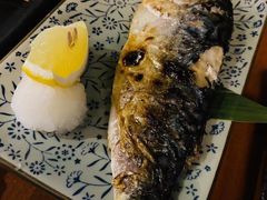 烤青花鱼-串鑫