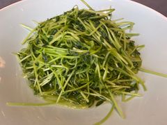 鸡油豆苗-羲和雅苑•北京烤鸭(平安国际金融中心店)