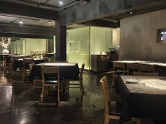 -穹六人间 people 6(岳阳路店)