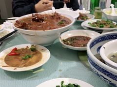 茅山老鹅-胡老三家土菜馆·老店地方特色菜·招牌茅山地锅老鹅