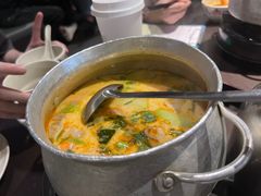 -大头虾越式风味餐厅(光明广场店)