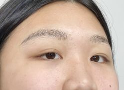 -一个差评成就的纹眉店