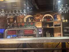 -麦凯伦烧烤·精酿超级工厂店(金桥总店)