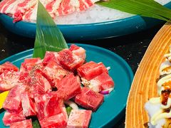 -韩烧牛中牛·甄选黑牛烤肉(黑金店)