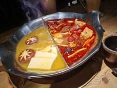 红颜花胶鸡锅-湊湊火锅·茶憩(杭州湖滨银泰in77店)