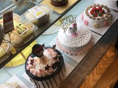 -焙丽拾光(麦凯乐直营店)