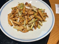 -臻吃客主题餐厅(湖州太阳城店)