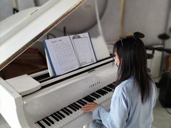 -乐尚音乐空间·钢琴·声乐·架子鼓(会展中心店)