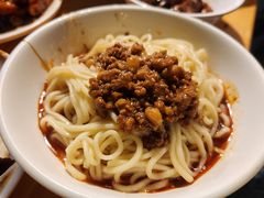 素椒杂酱面-明红蹄花(糍粑店街店)