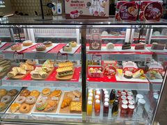 面包甜点陈列柜-Tims天好咖啡·贝果(雁展路万象天地店)
