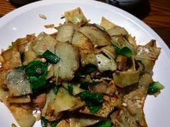 -黄泥岗·地道湖北菜(奥特莱斯店)